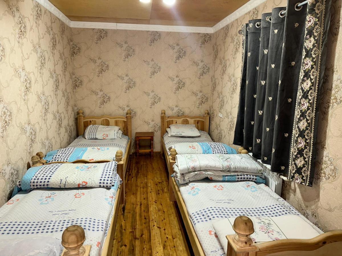Hayat Guesthouse Nuratau Mountains Yukary-Ukhum 外观 照片