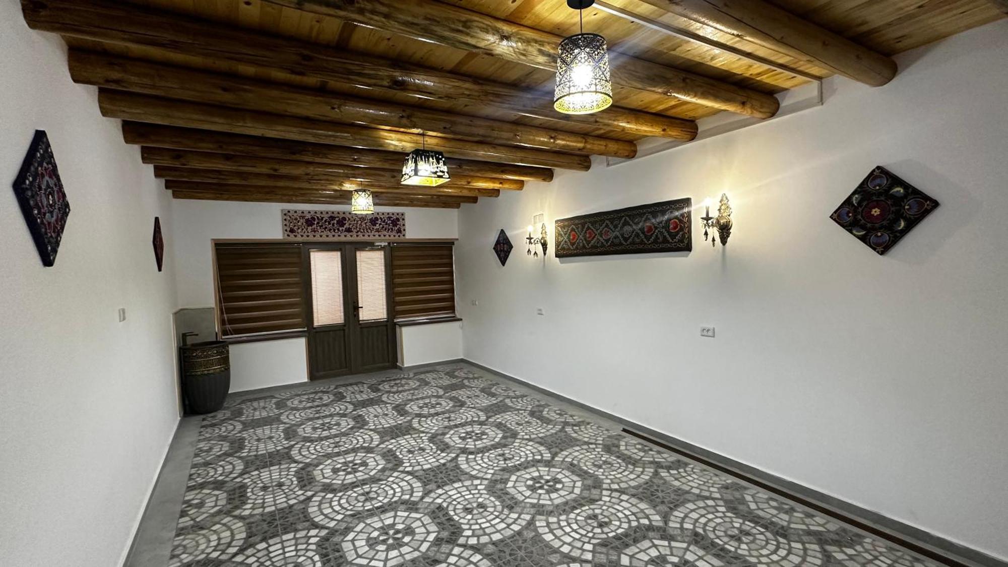 Hayat Guesthouse Nuratau Mountains Yukary-Ukhum 外观 照片
