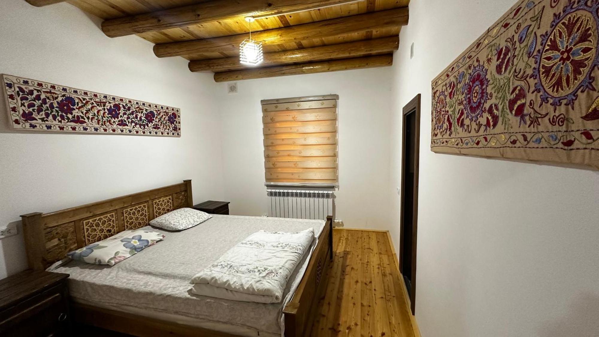 Hayat Guesthouse Nuratau Mountains Yukary-Ukhum 外观 照片